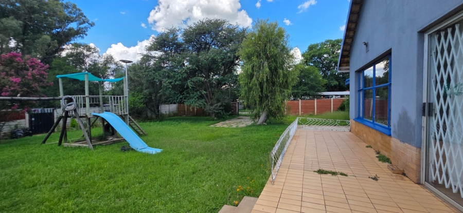 3 Bedroom Property for Sale in Songloed North West